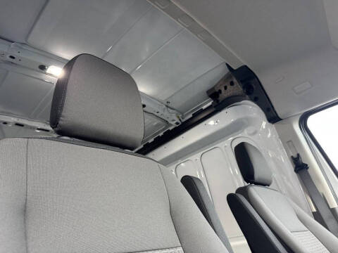 2025 Ford Transit 250