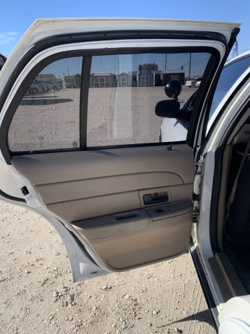 2004 Ford Crown Victoria Police Interceptor