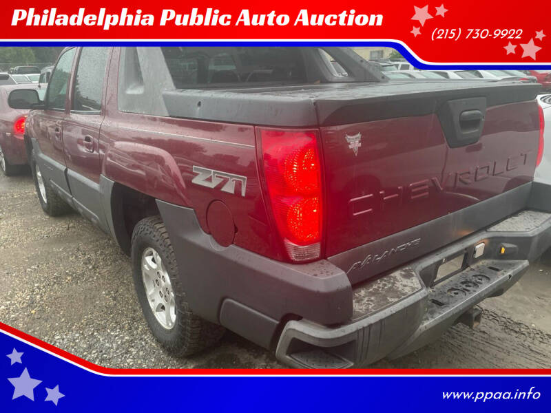 2004 Chevrolet Avalanche for sale at Philadelphia Public Auto Auction in Philadelphia PA