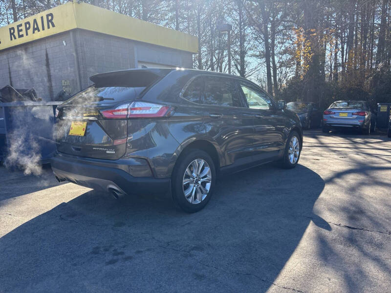 2019 Ford Edge Titanium