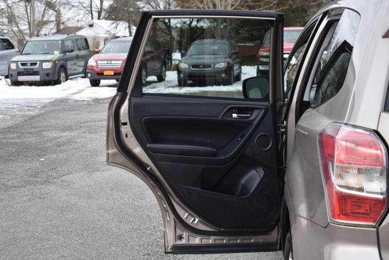 2016 Subaru Forester 2.5i Limited