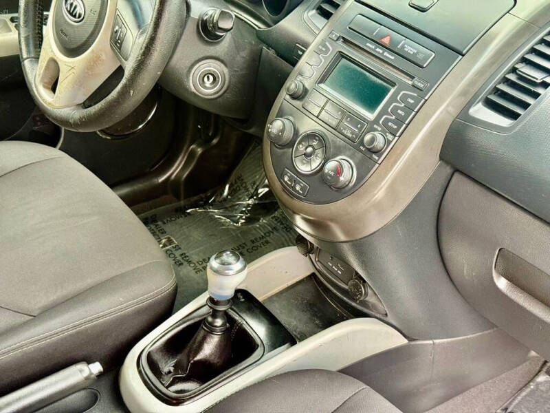 2012 Kia Soul +