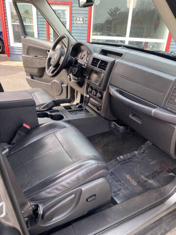 2012 Jeep Liberty Arctic