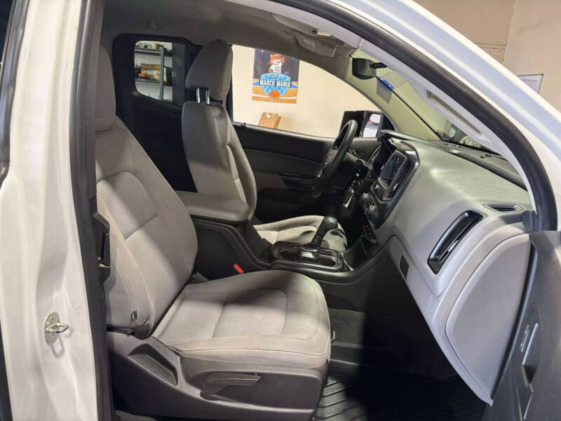 2021 GMC Canyon Elevation Standard