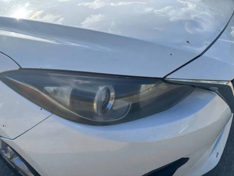 2016 Mazda MAZDA3 i Sport