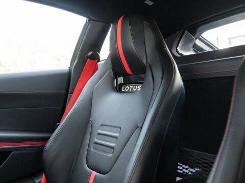 2026 Lotus Emira V6 SE