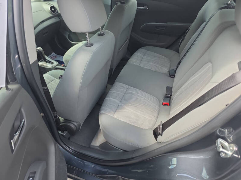2013 Chevrolet Sonic LT Auto