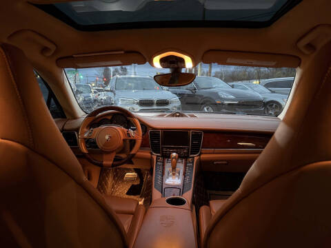 2012 Porsche Panamera 4