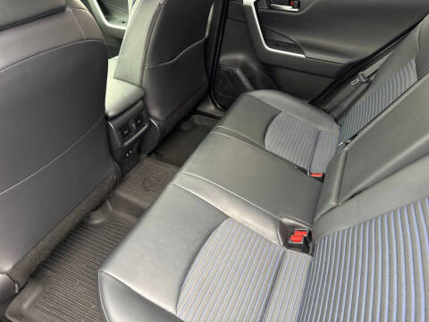 2020 Toyota RAV4 Hybrid XSE