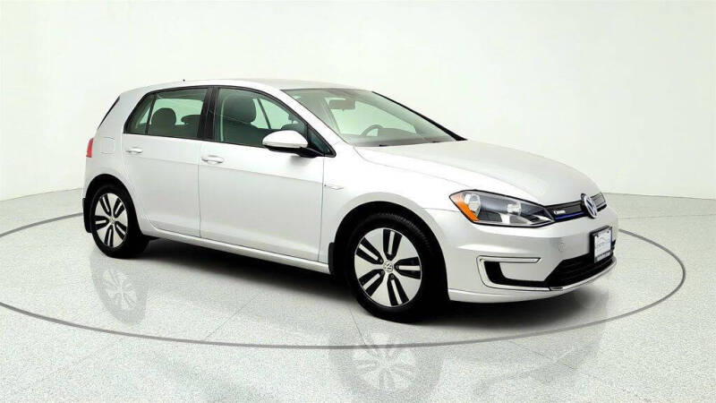 2016 Volkswagen e-Golf SE