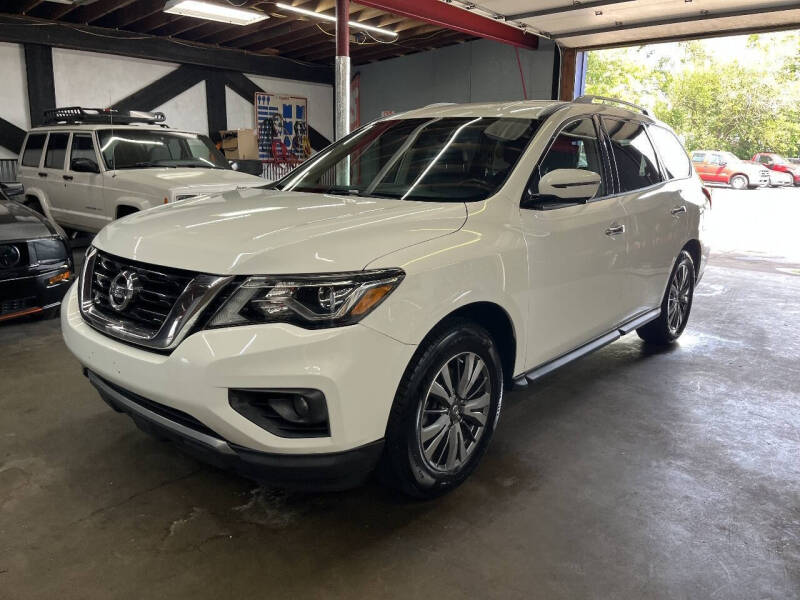 2018 Nissan Pathfinder SL