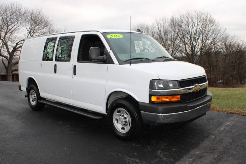 2024 Chevrolet Express 2500