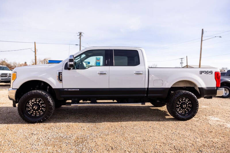 2017 Ford F-350 Super Duty Lariat