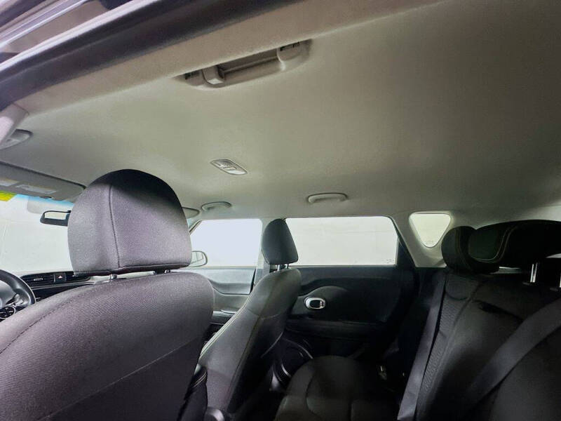 2015 Kia Soul +