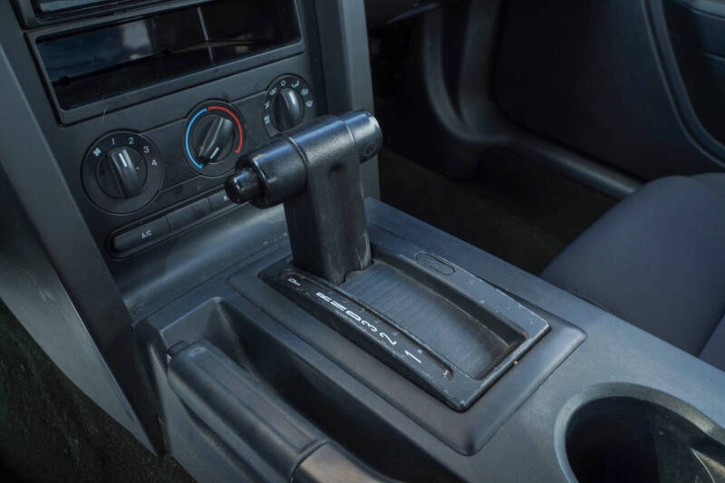 2007 Ford Mustang GT Deluxe