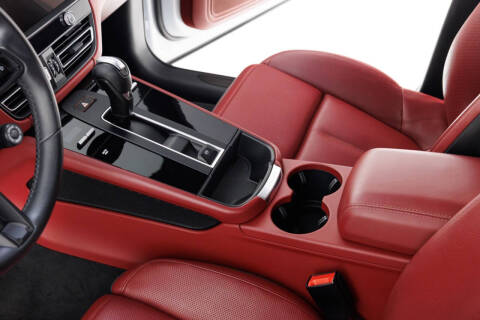 2022 Porsche Macan GTS