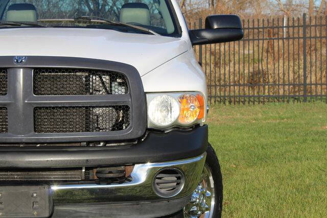 2004 Dodge Ram 2500 null photo 14