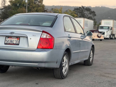 2004 Kia Spectra LX
