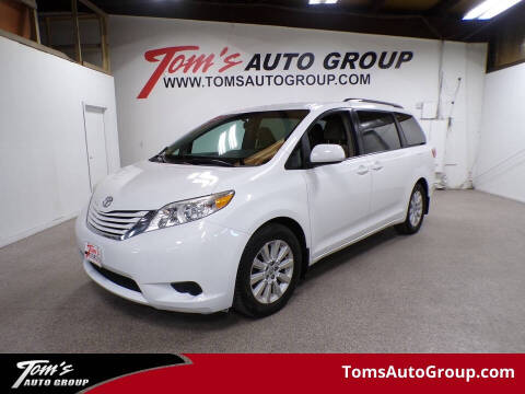 2015 Toyota Sienna LE 7-Passenger