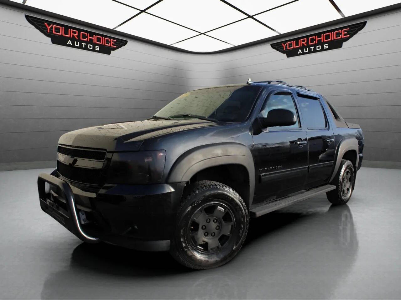 2011 Chevrolet Avalanche LS 4x4 4dr Crew Cab Pickup's photo