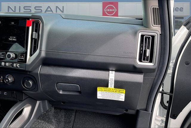 2026 Nissan Frontier SV