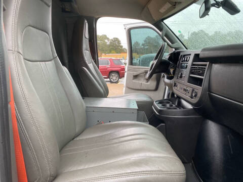 2017 Chevrolet Express 2500