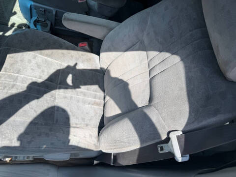 2002 Toyota Sienna LE