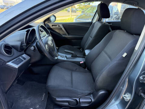 2012 Mazda MAZDA3 i Sport