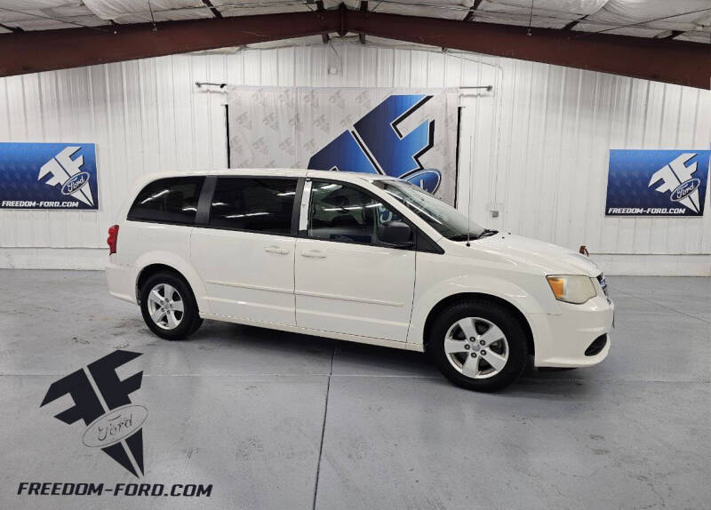 Used 2013 Dodge Grand Caravan SE with VIN 2C4RDGBG0DR562684 for sale in Gunnison, UT