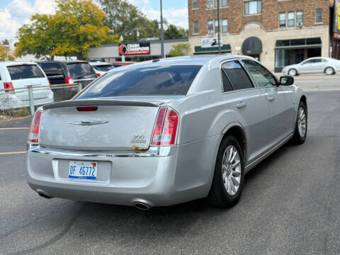 2012 Chrysler 300 Limited