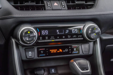 2020 Toyota RAV4 Limited