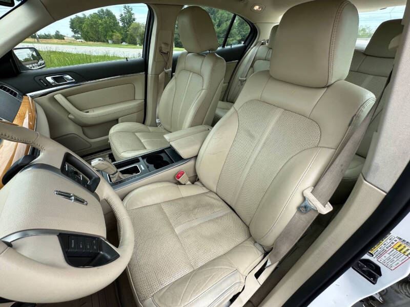 2010 Lincoln MKS