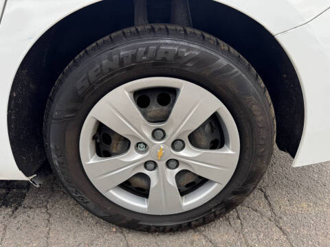 2016 Chevrolet Cruze LS Auto