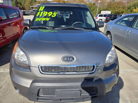 2011 Kia Soul +