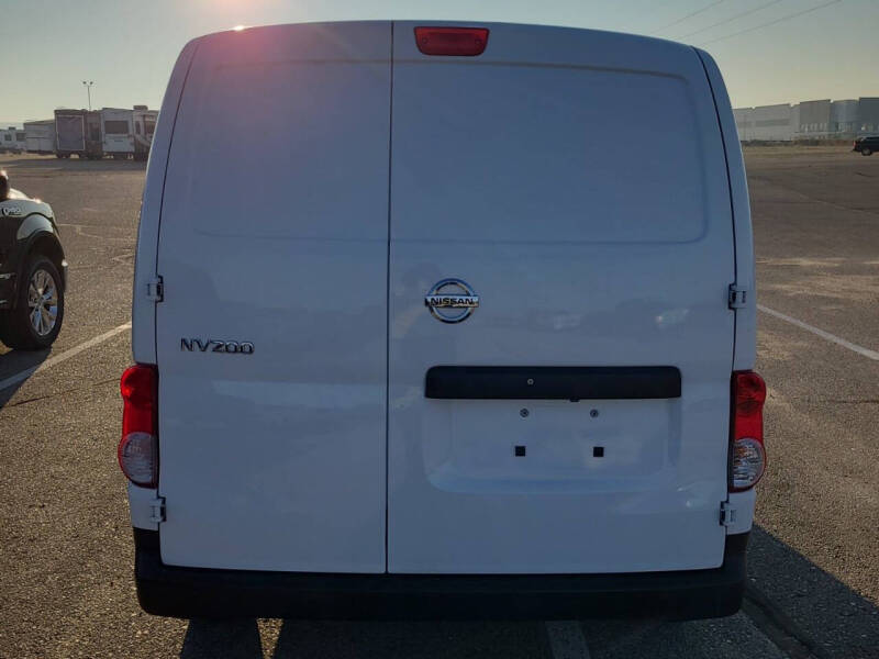 2020 Nissan NV200 S photo 5