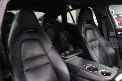 2017 Porsche Panamera Turbo