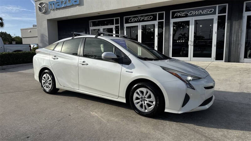 2016 Toyota Prius Two