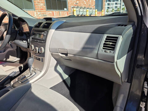 2012 Toyota Corolla LE