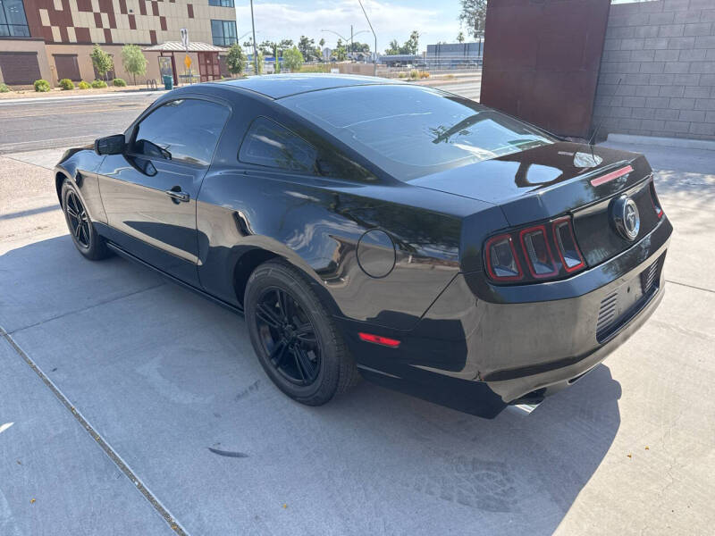 2014 Ford Mustang V6