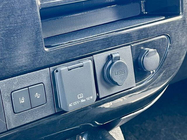 2026 GMC Savana 2500