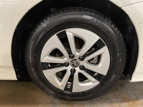 2018 Toyota Prius Two