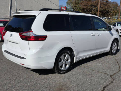 2015 Toyota Sienna