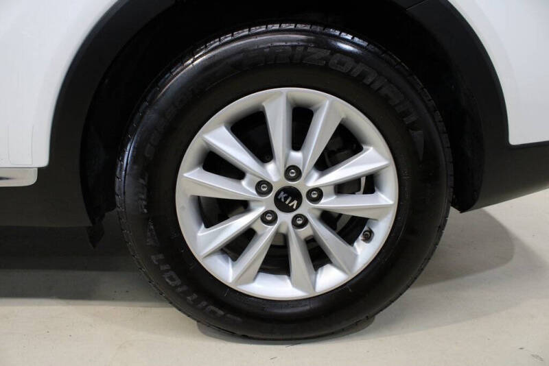 2020 Kia Sorento LX V6