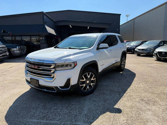 2021 GMC Acadia SLE's photo