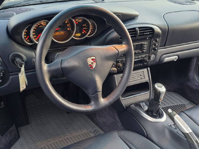 2003 Porsche 911 Carrera