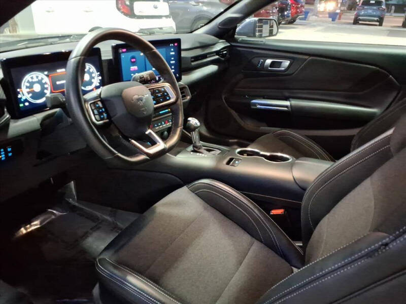 2024 Ford Mustang EcoBoost