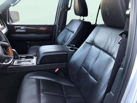 2014 Lincoln Navigator L