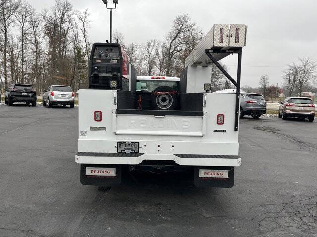 2021 Chevrolet Silverado 3500HD CC