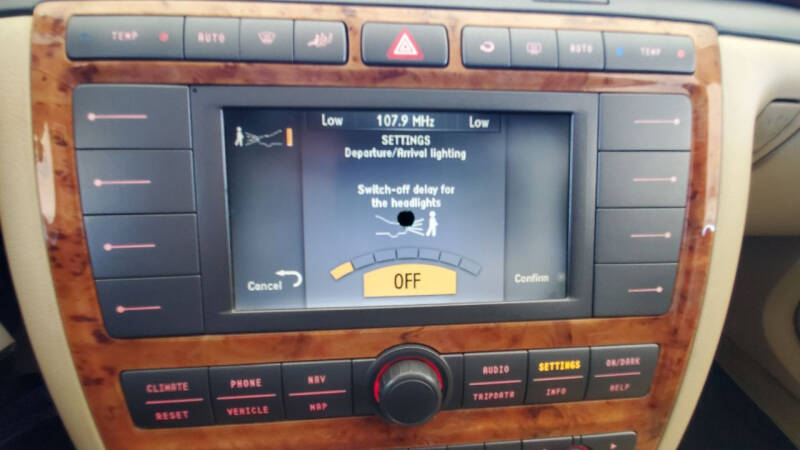 2004 Volkswagen Phaeton Premiere Edition W12