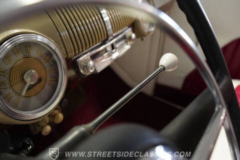 1948 Ford Deluxe